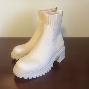 Steve Madden Holley Chelsea Boot